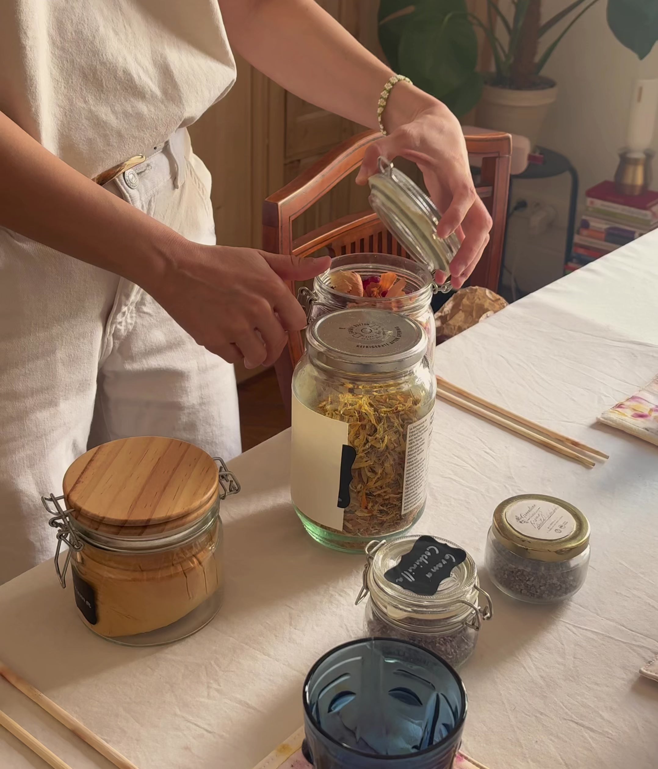 Intimate natural dyeing and ecoprint workshop in Paris — small group learning botanical printing with plant pigments — Florilegium Paris